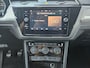 Volkswagen Touran 1.0 TSI Comfortline Business Carplay! Trekhaak! Airco/Clima! Cruise Control! Nette Auto!