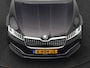 Skoda Superb Combi 1.4 TSI iV Laurin & Klement PHEV 218pk | Trekhaak Af Fabriek | Panodak | Camera | Lederen Comfortzetels Massage & Memory | Keyless | Sfeerverlichting | Stoelen &Stuur Verwarmd | Apple Carplay | Navigatie | DAB | Plug In Hybrid |