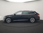 Skoda Superb Combi 1.4 TSI iV Laurin & Klement PHEV 218pk | Trekhaak Af Fabriek | Panodak | Camera | Lederen Comfortzetels Massage & Memory | Keyless | Sfeerverlichting | Stoelen &Stuur Verwarmd | Apple Carplay | Navigatie | DAB | Plug In Hybrid |