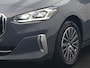 BMW 2-Serie Active Tourer 225e xDrive Luxury Line PHEV 245pk Dealer O.H | Trekhaak | Panodak | Adaptive Cruise | Lederen Sportstoelen Massage & Memory | Stoelen & Stuur Verwarmd | Blis | Sfeerverlichting | Apple Carplay | Widescreen Navigatie | Plug In Hybrid |