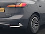 BMW 2-Serie Active Tourer 225e xDrive Luxury Line PHEV 245pk Dealer O.H | Trekhaak | Panodak | Adaptive Cruise | Lederen Sportstoelen Massage & Memory | Stoelen & Stuur Verwarmd | Blis | Sfeerverlichting | Apple Carplay | Widescreen Navigatie | Plug In Hybrid |
