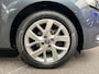 Renault Clio Estate 0.9 TCe Limited | Parkeersensoren achter | Cruise control | Navigatie |