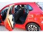 Volkswagen Polo 1.0 BlueMotion Edition O.a.: Carplay, Afn. trekhaak, Navi, Cruise, Airco, Etc... Rijklaar! All-in prijs.