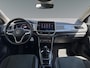 Volkswagen T-Roc 1.0 110pk TSI Life Edition Parkeerassistent (Park Assist) | Adaptive Cruise Control | Climatronic', 2-zone