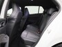 Volkswagen Golf 1.5 eTSI R-Line Edition 150 PK| Stoelverwarming | Stuurwielverwarming | Achteruitrijcamera | Parkeersensoren | APple Carplay Draadloos | Sfeerverlichting