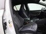 Volkswagen Golf 1.5 eTSI R-Line Edition 150 PK| Stoelverwarming | Stuurwielverwarming | Achteruitrijcamera | Parkeersensoren | APple Carplay Draadloos | Sfeerverlichting