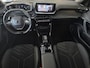 Peugeot 2008 GT Pack 1.2 Turbo 130pk EAT8 | ALCANTARA PAKKET | SCHUIF/KANTELDAK | 18" LM | 360° CAMERA | STOELVERW. | MASSAGE | ALL-SEASONBANDEN | NAVI | KEYLESS ENTRY |