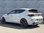 CUPRA Leon 1.5 TSI e-Hybrid VZ Extreme | Panoramadak | Achteruitrijcamera | Parkeersensoren | Sennheiser Audio | Matrix-LED Koplampen | Keyless Entry | Virtual Cockpit | Navigatie | Apple Carplay | Android Auto | Stoelverwarming | Lichtmetalen Velgen 19 inch | Plug-in Hybrid (PHEV)