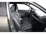 Toyota Yaris Cross 1.5 Hybrid Adventure | Apple Carplay/Android Auto | Tree planken | stuur, stoel, voorruit verwarming |