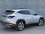 Hyundai Tucson 1.6 T-GDI PHEV Premium Sky 4WD | Panoramadak | Krell Audio | Stoelventilatie | Stoelverwarming voor en achter | Keyless Entry | Elektrische Achterklep | Elektrisch Verstelbare Voorstoelen | 360 Graden Camera | Parkeersensoren | Navigatie | Apple Carplay | Android Auto | Plug-in Hybrid