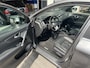 Nissan Qashqai 1.3 DIG-T Tekna Airco Cruise controle Lederbekleding Navigatiesysteem 360°camera Panoramadak Trekhaak 1300kg trekgewicht Stuurwielbediening Stoelverwarming