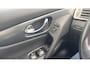 Nissan Qashqai 1.3 DIG-T N-Motion 159pk | Trekhaak | 1.500kg trekgewicht | Panoramadak | Stoelverwarming