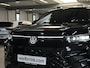 Volkswagen Tayron 1.5 eHybrid R-Line Edition 272pk | Groot scherm | Trekhaak | Pano | 360 camera | Black-style | Head-up | IQ-Light | Massage