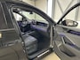 Volkswagen Tayron 1.5 eHybrid R-Line Edition 272pk | Groot scherm | Trekhaak | Pano | 360 camera | Black-style | Head-up | IQ-Light | Massage