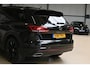 Volkswagen Touareg 3.0 TSI e-Hybrid 380pk R-Line | Memory - Massage - Koeling | Luchtvering | Panoramadak | 100% (Dealer) onderhouden label