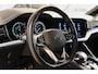 Volkswagen Touareg 3.0 TSI e-Hybrid 380pk R-Line | Memory - Massage - Koeling | Luchtvering | Panoramadak | 100% (Dealer) onderhouden label