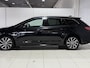 Toyota Corolla Touring Sports 1.8 Hybrid Dynamic Stoelverwarming, Camera, BTW auto, Applecarplay/android auto, Adaptieve cruise control, Draadloos opladen mobiele telefoon