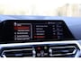 BMW 3-Serie Touring 330i xDrive High Executive M-pakket | Pano | HUD | 19" | Laser | Keyless | Hifi | Camera | DAB | Elektr. stoel + mem | Alarm kl.3 | Etc.