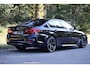 BMW 5-Serie M550i xDrive Executive M-Sport | Merino leder | 20" | Driving Assistent Plus | Comfort stoel met geheugen | Real-Time Traffic information | Zonnerolgordijnen achter | Stoelverwarming voor en achter | Etc.