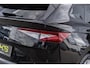 Skoda Enyaq iV 60 | Panoramadak | Lichtmetalen Velgen 20 inch | Keyless Entry | Privacy Glas | Achteruitrijcamera | Parkeersensoren | Navigatie | Apple Carplay | Android Auto | LED Koplampen | Cruise Control | Climate Control