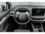 Skoda Enyaq iV 60 | Panoramadak | Lichtmetalen Velgen 20 inch | Keyless Entry | Privacy Glas | Achteruitrijcamera | Parkeersensoren | Navigatie | Apple Carplay | Android Auto | LED Koplampen | Cruise Control | Climate Control