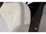 Volvo EX40 Single Motor Extended Range Ultra Europa 82 kWh | 45th Anniversary Edition | Panoramisch schuif-/ kanteldak | Elektrische voorstoelen met geheugenfunctie | Harman Kardon | +2 jaar extra verlengde garantie | Extra getint glas | Stoel-/ stuurwielverwarming | Driver assist | 20 inch. lichtmetalen velgen | verwarmde achterbank