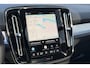 Volvo EX40 Single Motor Extended Range Ultra Europa 82 kWh | 45th Anniversary Edition | Panoramisch schuif-/ kanteldak | Elektrische voorstoelen met geheugenfunctie | Harman Kardon | +2 jaar extra verlengde garantie | Extra getint glas | Stoel-/ stuurwielverwarming | Driver assist | 20 inch. lichtmetalen velgen | verwarmde achterbank