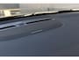 Volvo EX40 Single Motor Extended Range Ultra Europa 82 kWh | 45th Anniversary Edition | Panoramisch schuif-/ kanteldak | Elektrische voorstoelen met geheugenfunctie | Harman Kardon | +2 jaar extra verlengde garantie | Extra getint glas | Stoel-/ stuurwielverwarming | Driver assist | 20 inch. lichtmetalen velgen | verwarmde achterbank