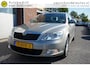 Skoda Octavia Combi 1.2 TSI Ambition Business Line TREKHAAK - PARKEERSENSOREN - CLIMATE CONTROL - CRUISE CONTROL - L.M. VELGEN - 4 ELEKTR RAMEN / SPIEGELS - BLUETOOTH