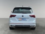 Volkswagen Tiguan 1.4 245pk TSI eHybrid R-Line Business+ Navigatie 'Discover Media' | Parkeersensoren vóór en achter | Adaptive Cruise Control