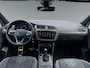 Volkswagen Tiguan 1.4 245pk TSI eHybrid R-Line Business+ Navigatie 'Discover Media' | Parkeersensoren vóór en achter | Adaptive Cruise Control