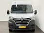 Renault Master T33 2.3 dCi 135 L2H2 BPM VRIJ! Airco Cruise control Parkeersensoren Navigatie Trekhaak