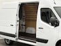 Renault Master T33 2.3 dCi 135 L2H2 BPM VRIJ! Airco Cruise control Parkeersensoren Navigatie Trekhaak