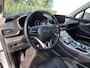 Hyundai Santa Fe 1.6 T-GDI PHEV Premium 265 PK AUTO | Head-up display | Elekt glazen pano-dak | 360 gr Camera | Elektr stoel(en) met verwarming ventilatie en memory | Cruise control adapt | App connect | Navi | DAB | LED | 19"LMV