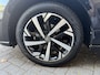 Volkswagen Polo 1.0 TSI Life Navigatie / Parkeersensoren / LMV 16 " / App-connect / LED verlichting / Carplay