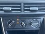 Volkswagen Polo 1.0 TSI Life Navigatie / Parkeersensoren / LMV 16 " / App-connect / LED verlichting / Carplay