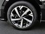 Volkswagen Polo 1.0 TSI Life Navigatie / Parkeersensoren / LMV 16 " / App-connect / LED verlichting / Carplay