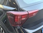 Volkswagen Polo 1.0 TSI Life Navigatie / Parkeersensoren / LMV 16 " / App-connect / LED verlichting / Carplay