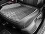 Volkswagen T-Roc 1.5 TSI 150pk DSG R-Line Business · Camera · Apple/Android Car Play · Stoelverwarming · Parkeerassistent · ACC · Draadloze Telefoonlader · Garantie t/m 12-04-2027 of 100.000