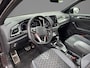 Volkswagen T-Roc 1.5 TSI 150pk DSG R-Line Business · Camera · Apple/Android Car Play · Stoelverwarming · Parkeerassistent · ACC · Draadloze Telefoonlader · Garantie t/m 12-04-2027 of 100.000