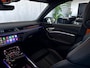 Audi E-tron 55 S Black Edition, Nachtzicht, Pano, 360°, ACC VOL!! Tour, City, 22", Matrix, Softclose, B&O, Trekhaak, S-Line