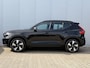 Volvo EX40 Single Motor Extended Range Plus 82 kWh | Trekhaak | Verwarmbare voorstoelen en stuurwiel | Premium audio by Harman Kardon | Premium audio by Harman Kardon | Adaptief cruise control