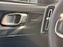 Volvo EX40 Single Motor Extended Range Plus 82 kWh | Trekhaak | Verwarmbare voorstoelen en stuurwiel | Premium audio by Harman Kardon | Premium audio by Harman Kardon | Adaptief cruise control
