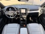 Volvo EX40 Single Motor Extended Range Ultra Europa 82 kWh | 45th Anniversary Edition | Panoramisch schuif-/ kanteldak | Harman Kardon | Elektrisch verstelbare voorstoelen met geheugen functie | 5 jaar garantie - (2 jaar extra fabrieksgarantie) | 20 inch lichtmetalen velgen | Extra getint glas achter | Verwarmde voorstoelen en stuurwiel | Pilot assist | Adaptieve cruise control