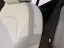 Volvo EX40 Single Motor Extended Range Ultra Europa 82 kWh | 45th Anniversary Edition | Panoramisch schuif-/ kanteldak | Harman Kardon | Elektrisch verstelbare voorstoelen met geheugen functie | 5 jaar garantie - (2 jaar extra fabrieksgarantie) | 20 inch lichtmetalen velgen | Extra getint glas achter | Verwarmde voorstoelen en stuurwiel | Pilot assist | Adaptieve cruise control