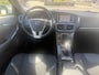 Volvo V40 1.6 T4 180 pk Momentum Winter-line