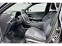 Lexus LBX Cool 2WD Two-Tone 7.581 Km!