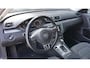 Volkswagen Passat Variant 1.6 TDI 105pk Dsg Executive Edition BlueMotion Airco Cruise Pdc *NL auto* 17 inch LM *Nette passat* 2de eign