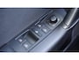 Volkswagen Passat Variant 1.6 TDI 105pk Dsg Executive Edition BlueMotion Airco Cruise Pdc *NL auto* 17 inch LM *Nette passat* 2de eign