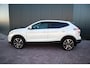 Nissan Qashqai 1.2 Connect Edition Automaat Navigatie Camera Stoelverwarming Trekhaak. Etc.